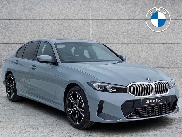 2026 BMW 3 SERIES 330e M Sport