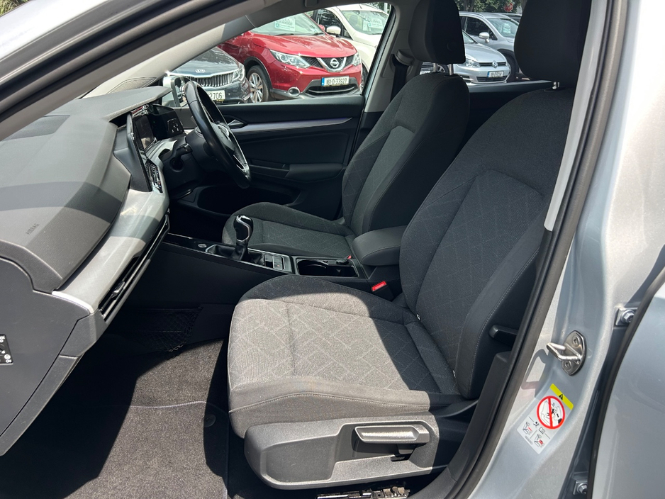 2022 Volkswagen Golf 1.5L Petrol For Sale Images