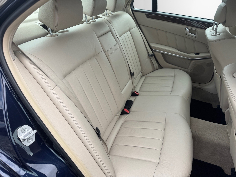 2015 Mercedes-Benz E Class 2.1L Diesel For Sale Images