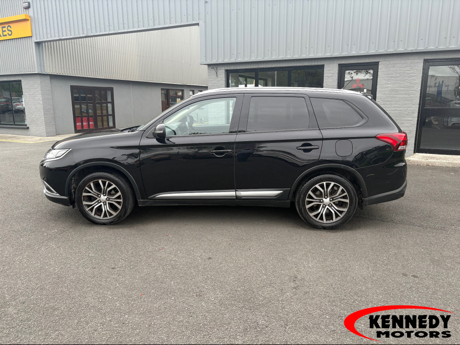 2016 Mitsubishi Outlander 2.3L Diesel For Sale Images