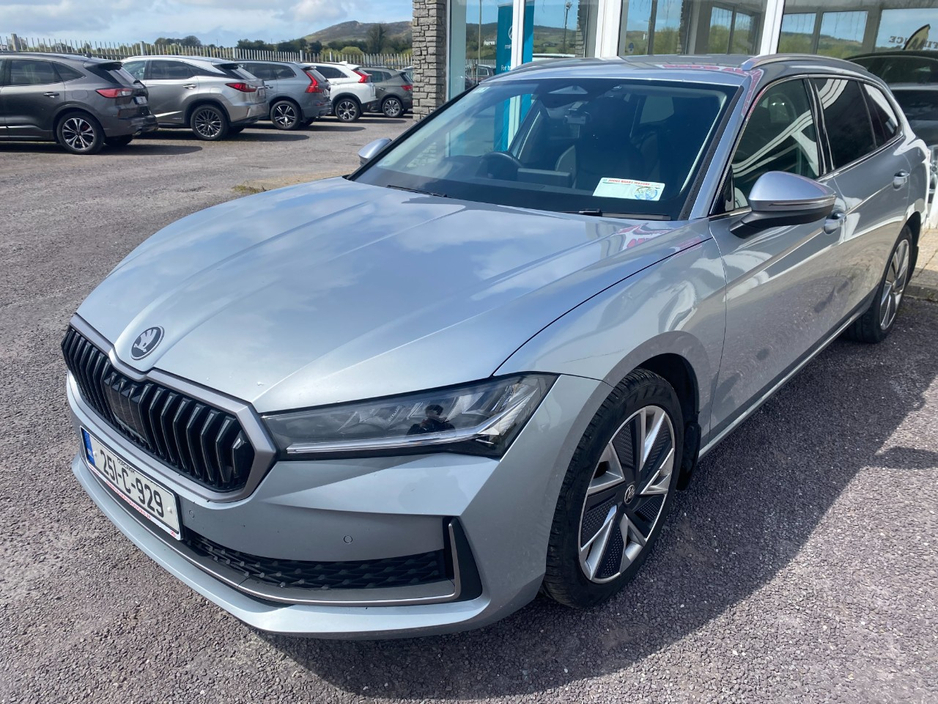 2025 Skoda Superb 2L Diesel For Sale Images