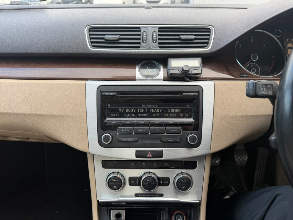2012 Volkswagen Passat 2L Diesel For Sale Images