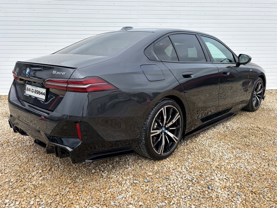 2024 BMW 5 Series 2L Petrol Plug-in Hybrid For Sale Images