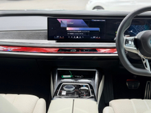 2025 BMW i7 0L Electric For Sale Images