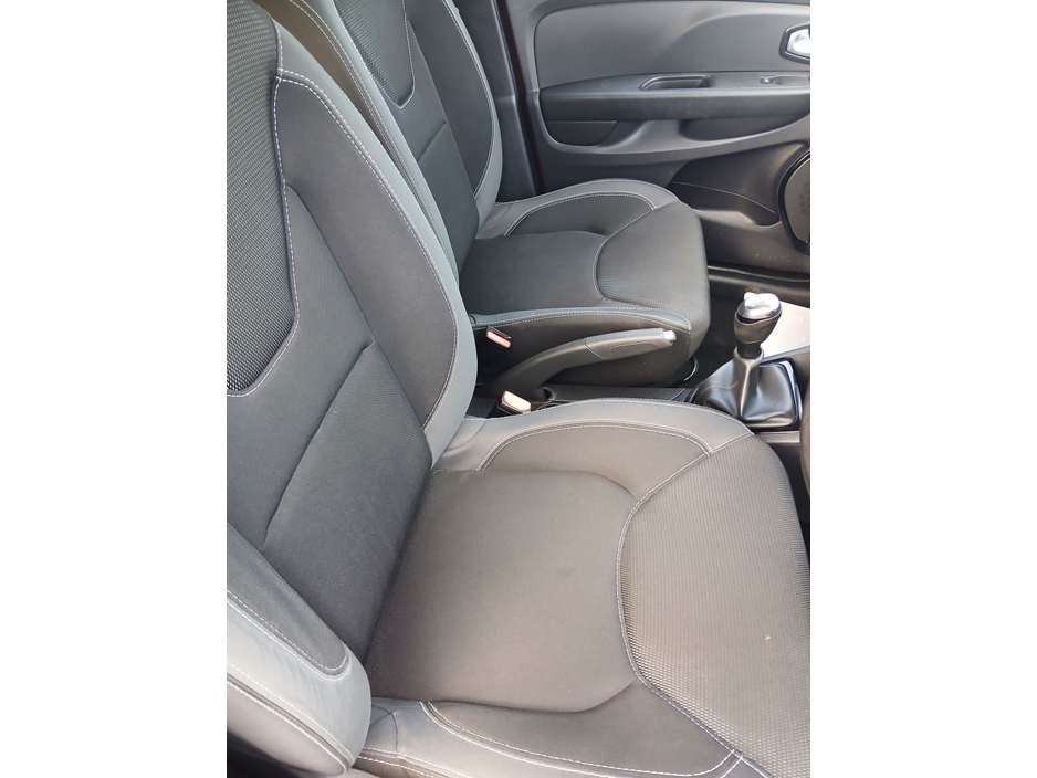2018 Renault Clio 1.1L Petrol For Sale Images