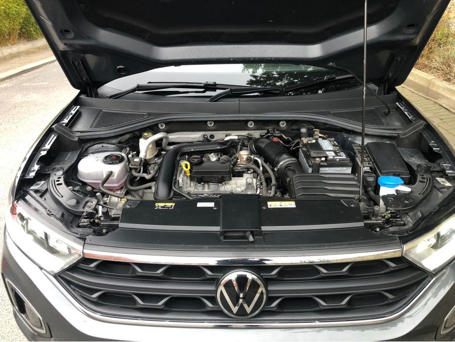 2022 Volkswagen T-Roc 1L Petrol For Sale Images