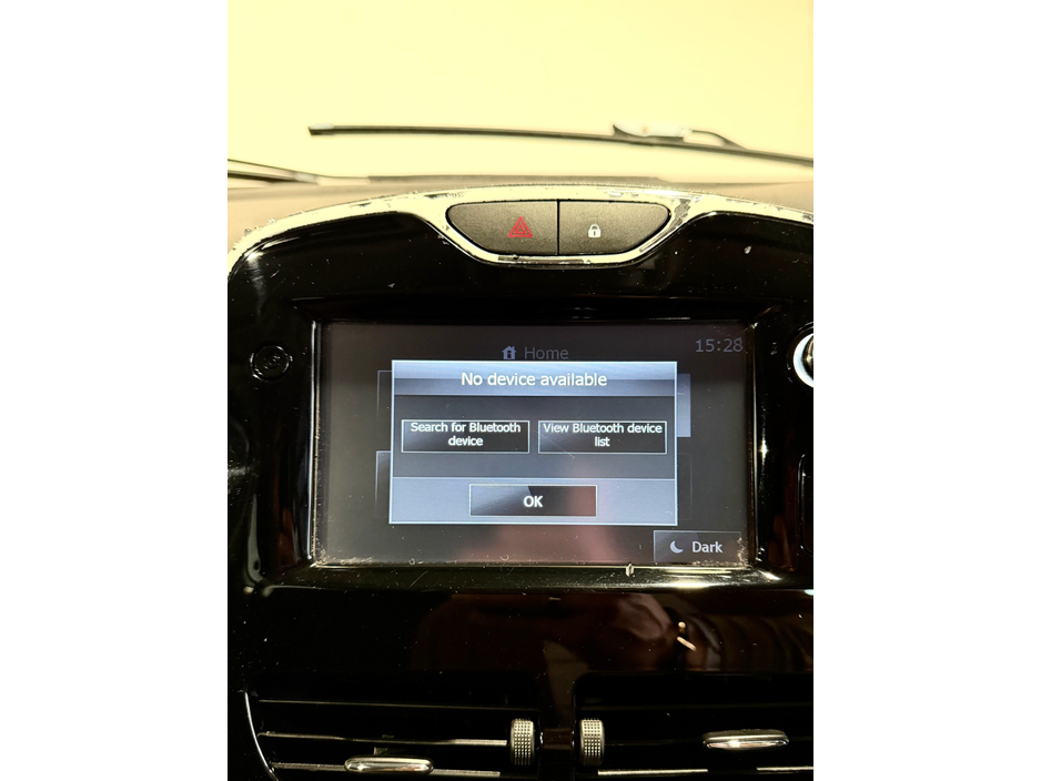 Renault Clio IV DYNAMIQUE 1.2 PET 7 4DR PETROL — thumbnail 13