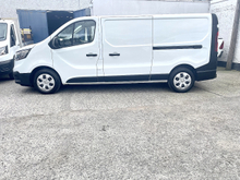 2023 Renault Trafic 2L Diesel For Sale Images