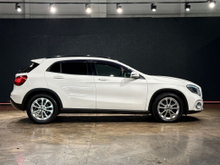 Mercedes-Benz GLA Class 1.6 AUTOMATIC -...