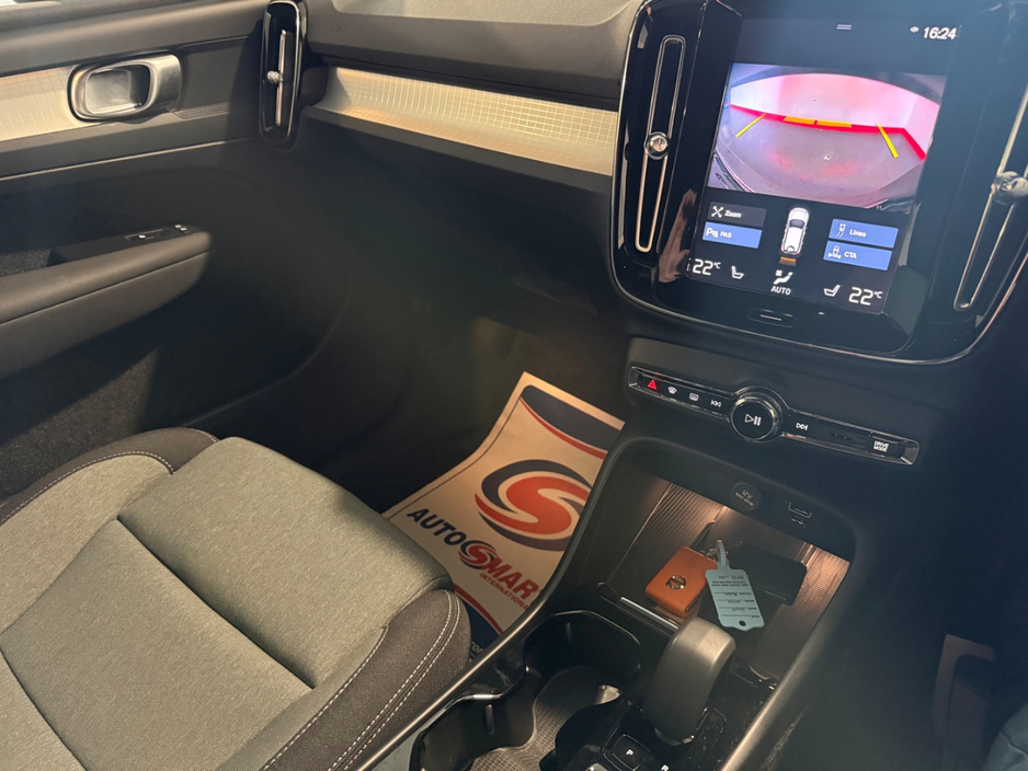 2023 Volvo XC40 1.5L Hybrid For Sale Images