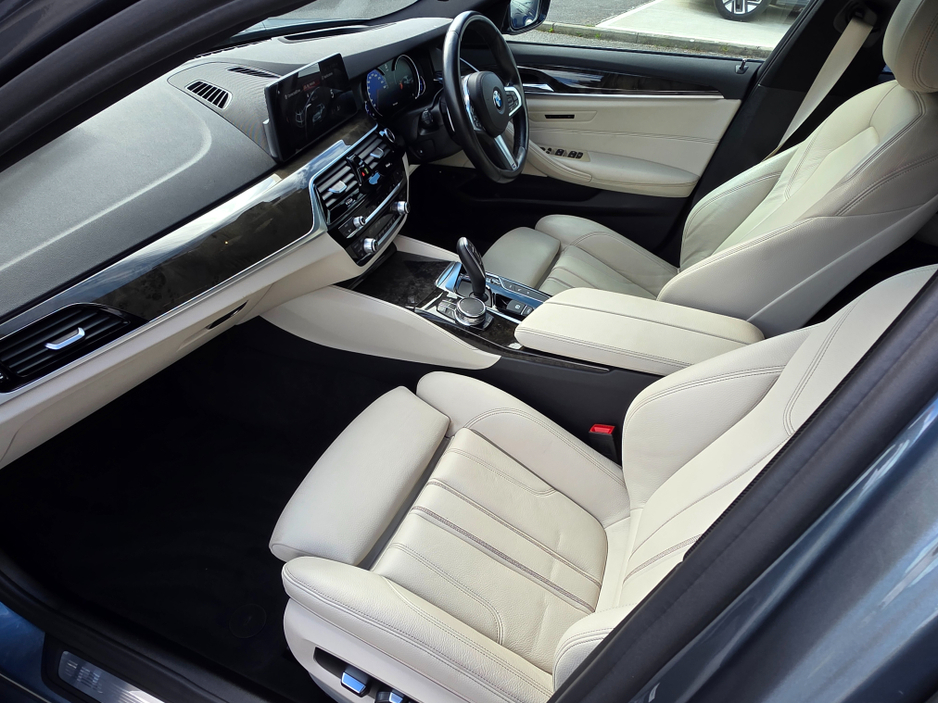2018 BMW 5 Series 2L Petrol Plug-in Hybrid For Sale Images