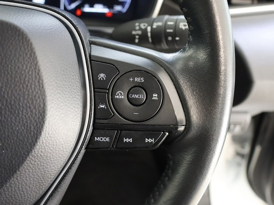 Toyota Corolla Luna Sport Hybrid Hatchback — thumbnail 16