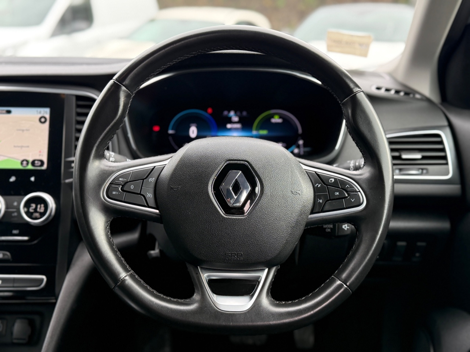 2021 Renault Megane 1.6L Petrol Plug-in Hybrid For Sale Images