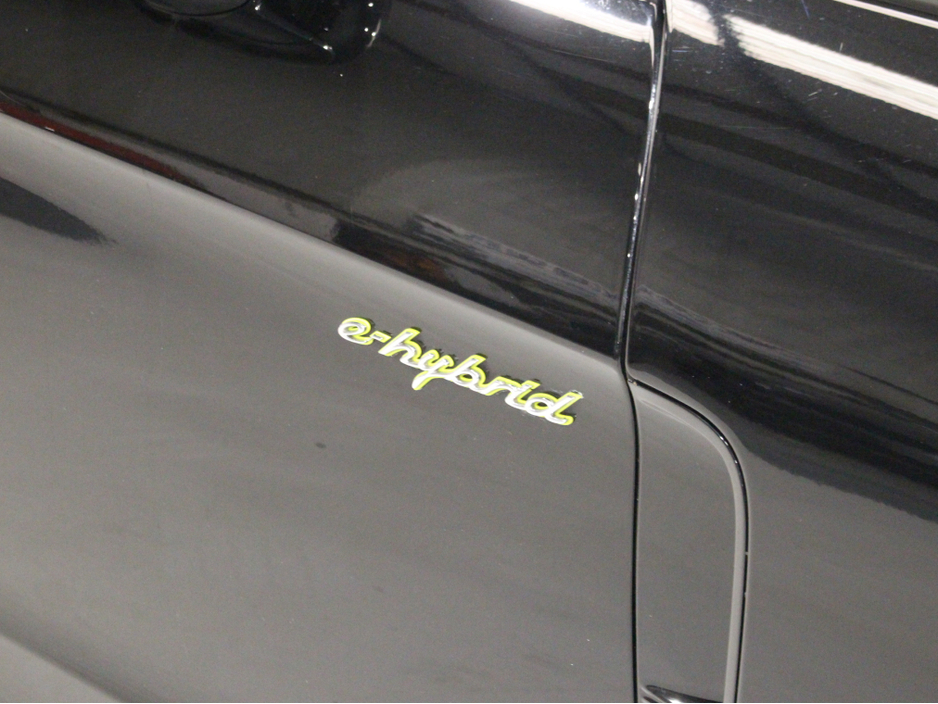 2018 Porsche Panamera 2.9L Petrol Plug-in Hybrid For Sale Images