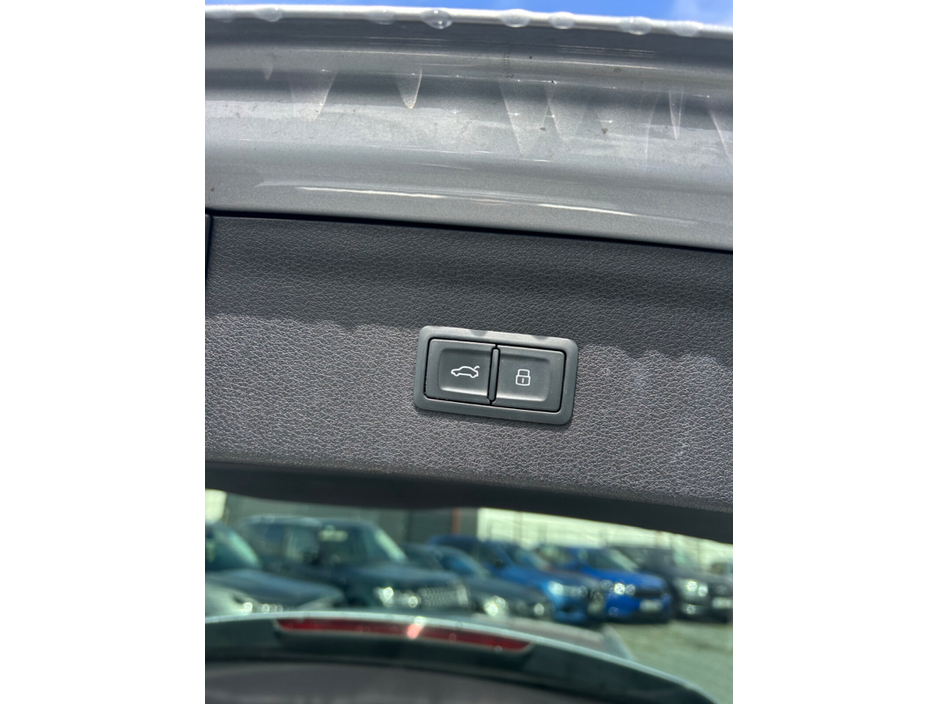 2018 Audi Q3 2L Diesel For Sale Images