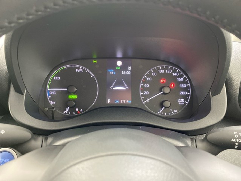 Toyota Yaris Luna Hybrid — thumbnail 12