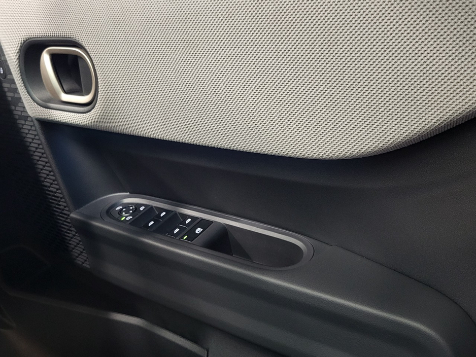 2025 MINI Cooper 1.5L Petrol For Sale Images