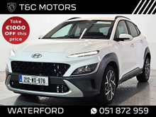 Hyundai Kona *Low Mileage Hybrid* Executive Model Rear Camera, Parking Sensors, Adaptive Cruise Control, Heated Seats, Wireless Phone Charging, Drive Modes