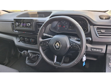 2023 Renault Trafic 2L Diesel For Sale Images