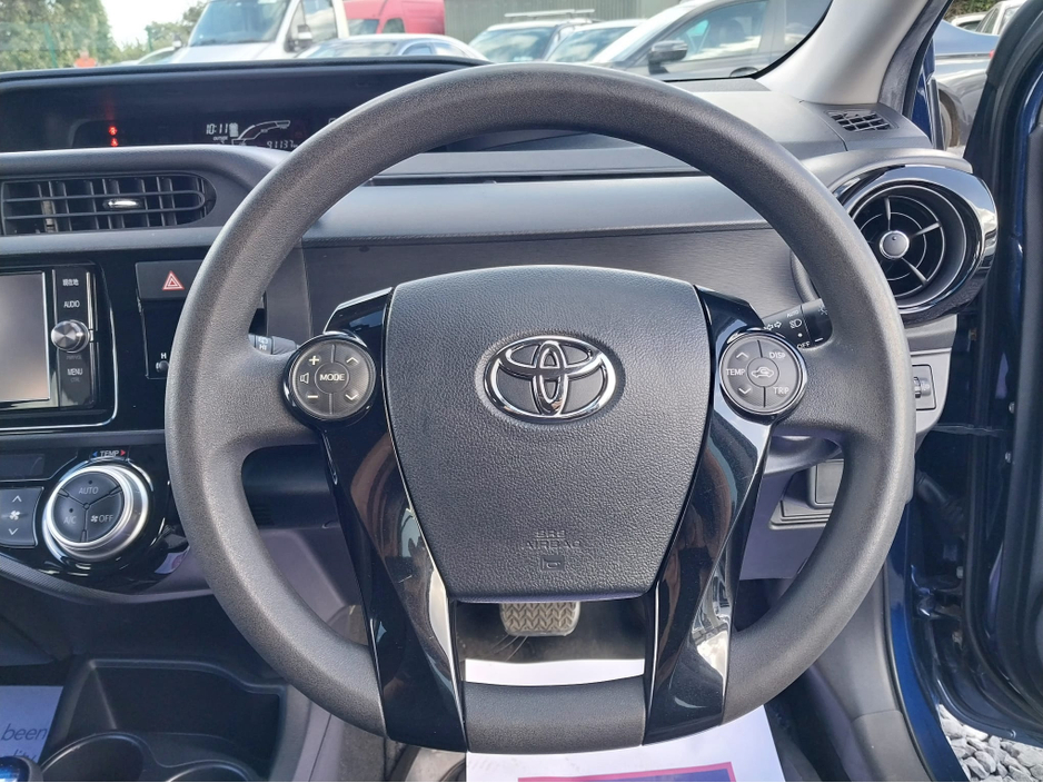 Toyota Aqua 1.5 Petrol Hybrid Automatic Low Km — thumbnail 18