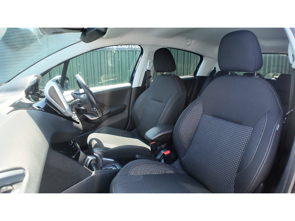 2019 Peugeot 208 1.2L Petrol For Sale Images