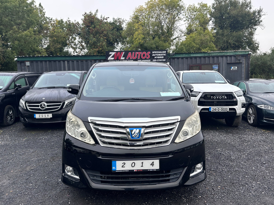 2014 Toyota Alphard