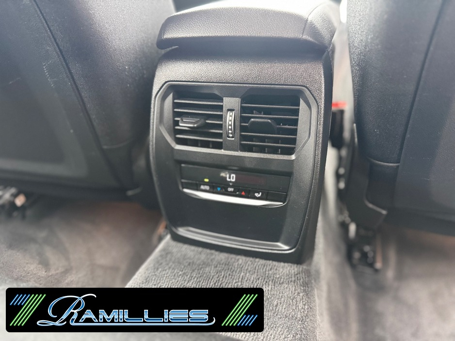 2022 BMW 3 Series 2L Petrol Plug-in Hybrid For Sale Images