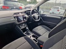 2017 Volkswagen Touran 1.4L Petrol For Sale Images