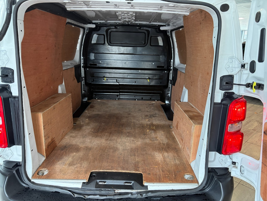 2023 Peugeot Expert 1.5L Diesel For Sale Images