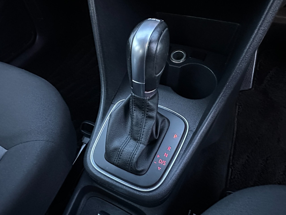 2016 Volkswagen Polo 1.2L Petrol For Sale Images