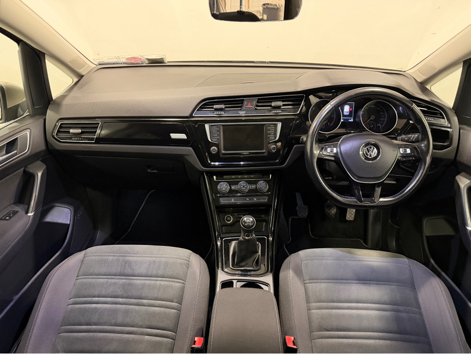 2017 Volkswagen Touran 1.6L Diesel For Sale Images