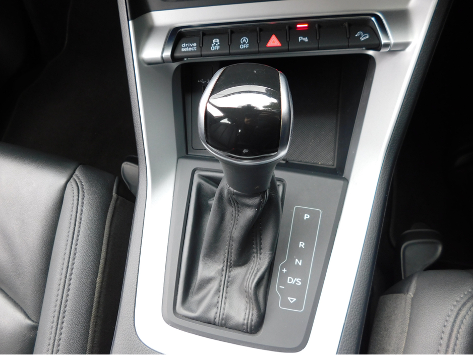 2020 Audi Q3 2.0L Diesel For Sale Images