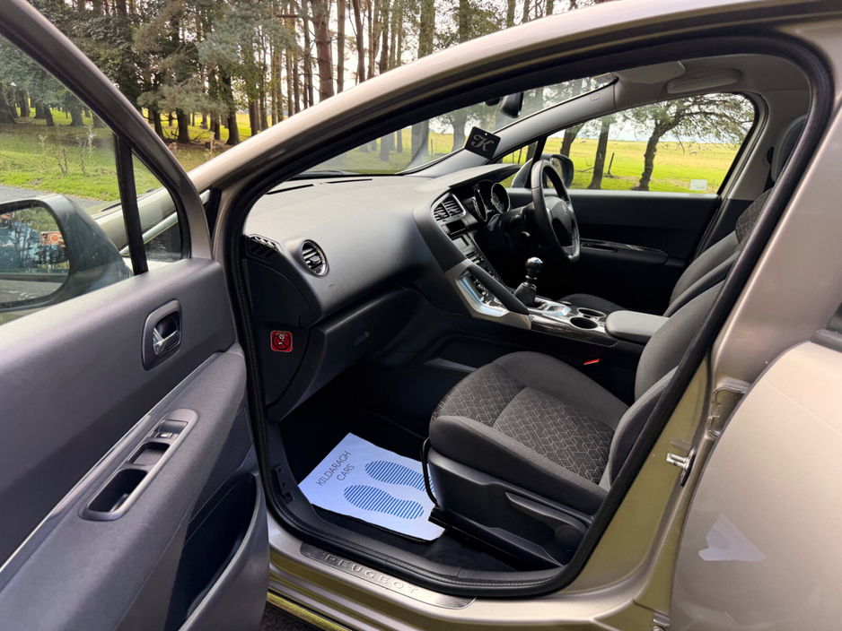 Peugeot 3008 1.2 PureTech Active S&S — thumbnail 19