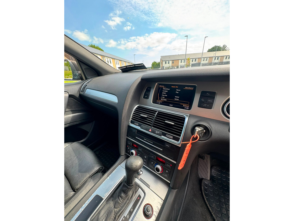 2014 Audi Q7 3L Diesel For Sale Images