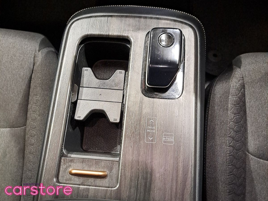 Nissan Ariya Ariya Engage 87 kWH 7.4 kW Charger - Battery SOH 98.4% — thumbnail 16