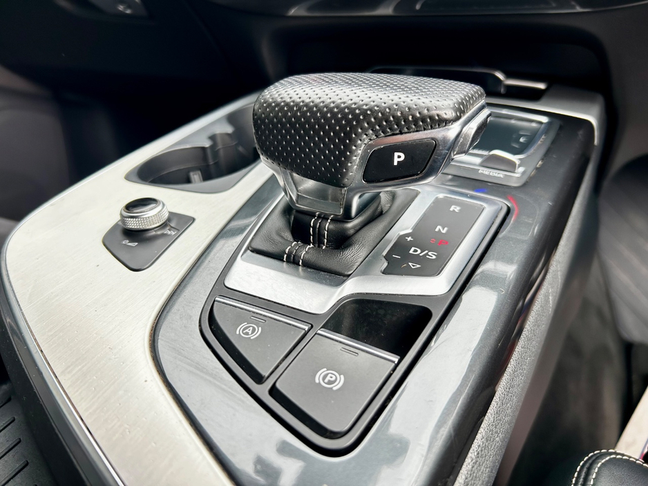 2015 Audi Q7 3L Diesel For Sale Images