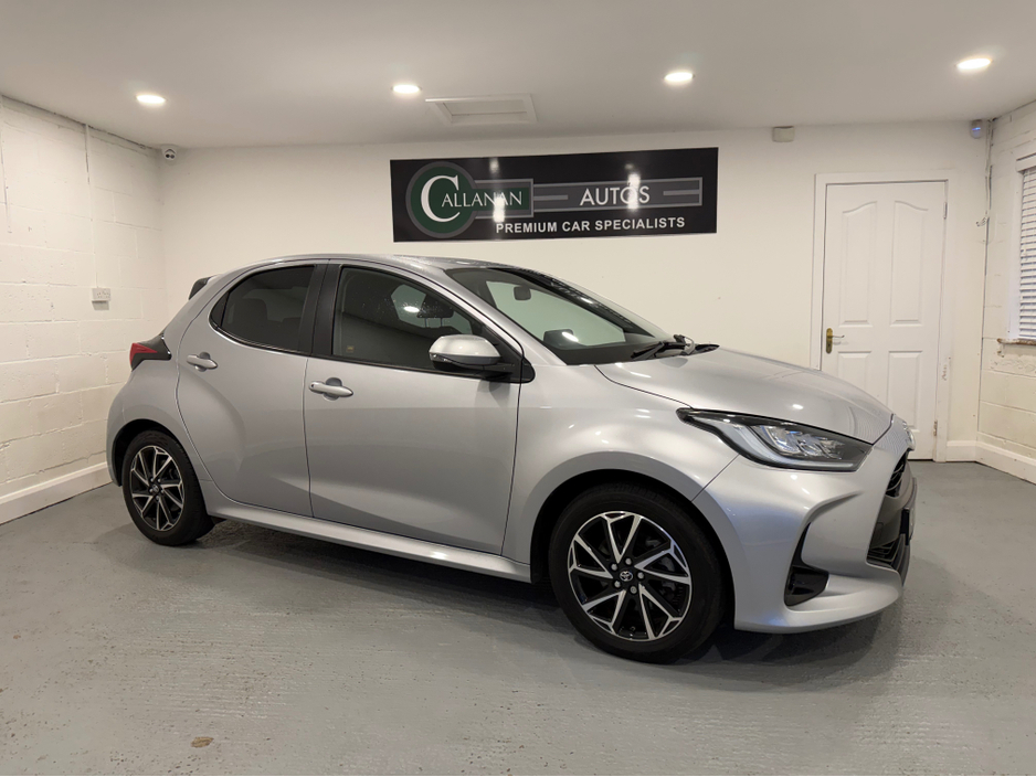 2022 Toyota Yaris 1.5L Hybrid For Sale Images