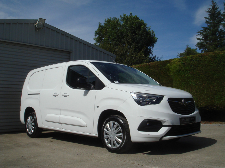 2023 Vauxhall Combo 1.5L Diesel For Sale Images