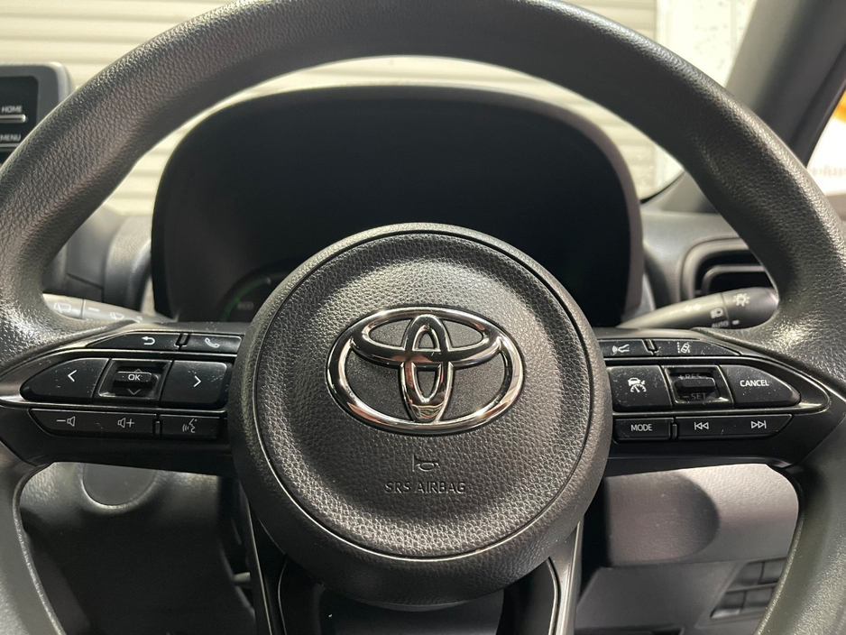 2021 Toyota Yaris 1.5L Petrol Hybrid For Sale Images
