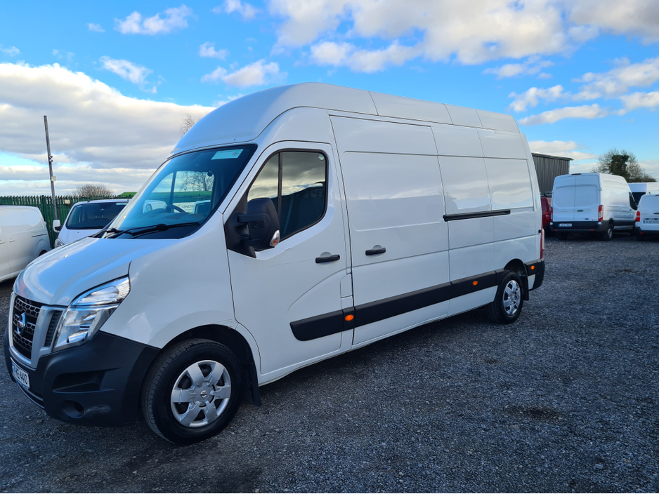 2017 Nissan NV400 2.3L Diesel from Leinster Commercials CarsIreland.ie