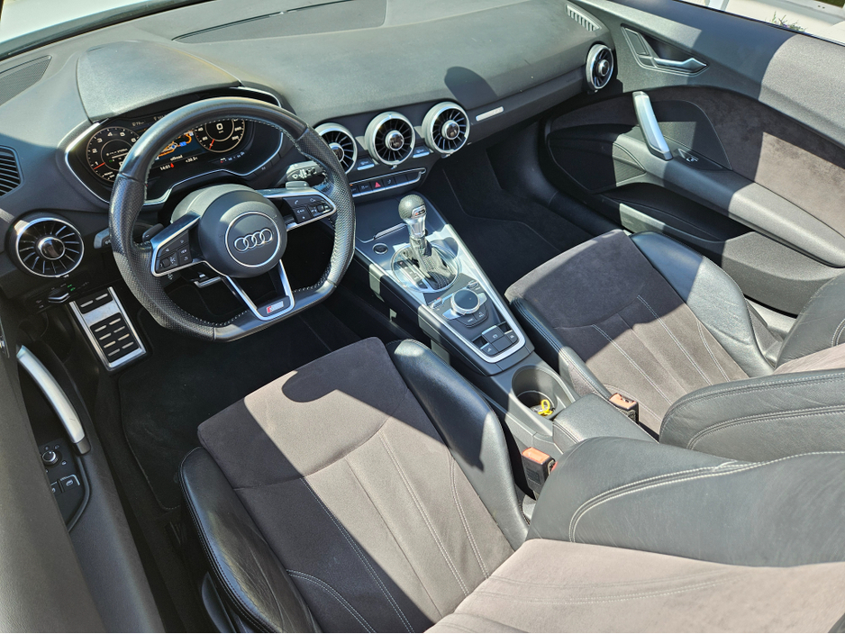 2016 Audi TT 2L Petrol For Sale Images