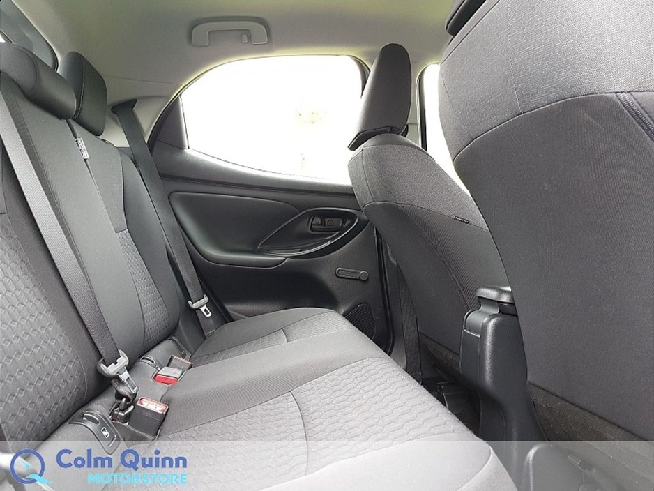 Used Toyota Yaris LUNA 1.5 HYBRID AUTO HATCHBACK (2023 (231))