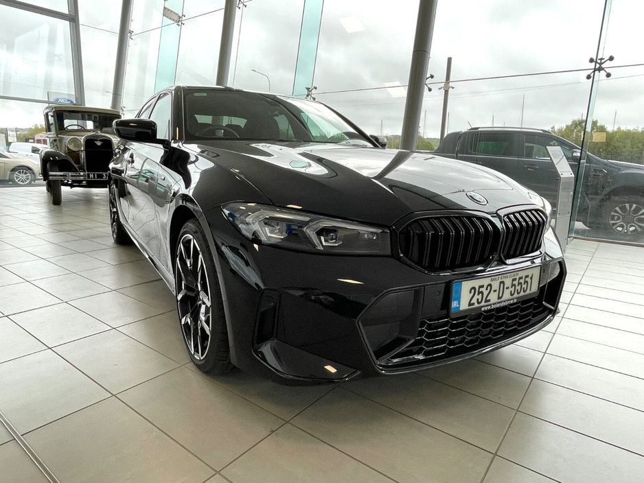 2025 BMW 3 Series 2L Petrol Plug-in Hybrid For Sale Images