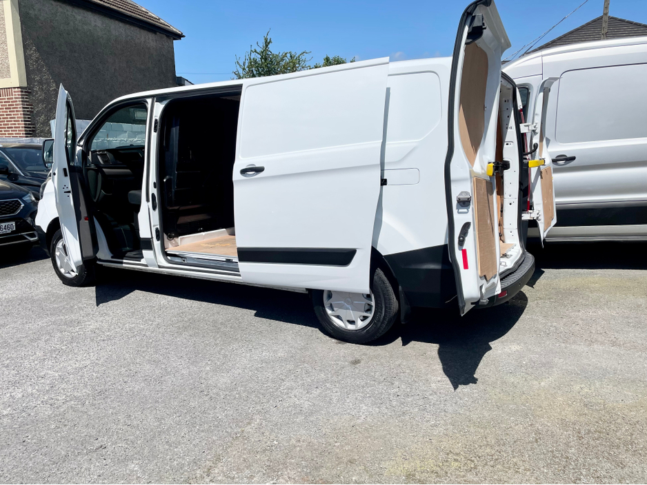 2023 Ford Transit Custom 2L Diesel For Sale Images