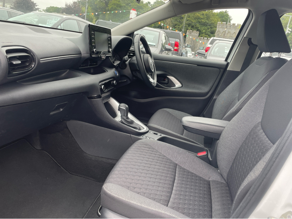 2022 Toyota Yaris 1.5L Petrol Hybrid For Sale Images