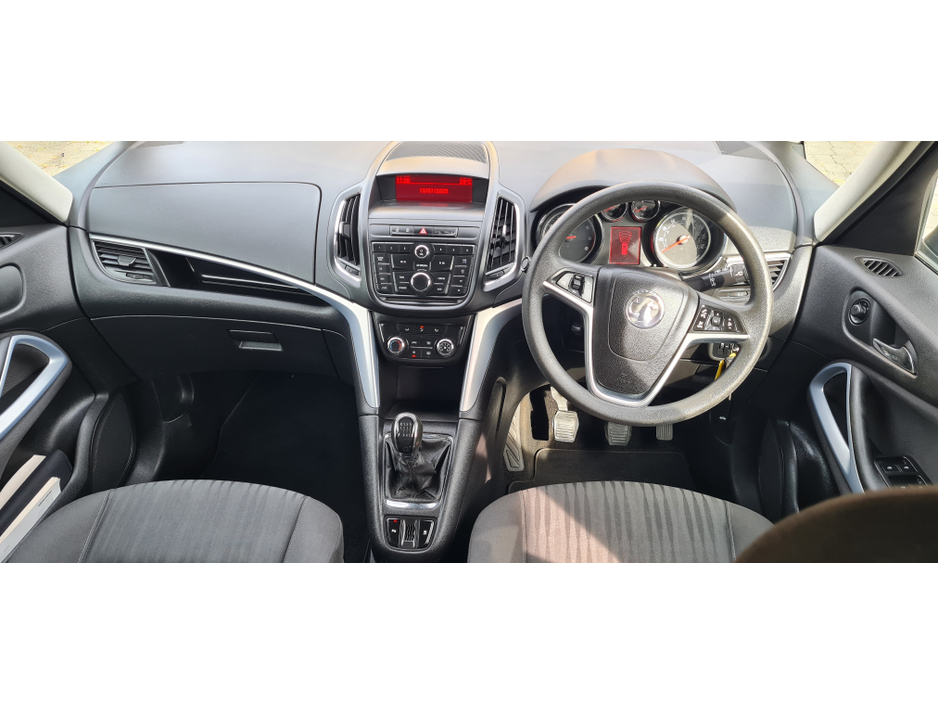 2014 Vauxhall Zafira 1.4L Petrol For Sale Images