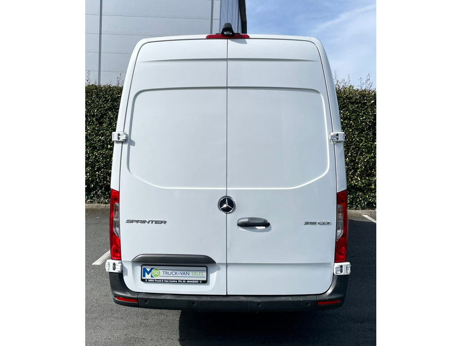 Used Mercedes-Benz Sprinter  (2021)