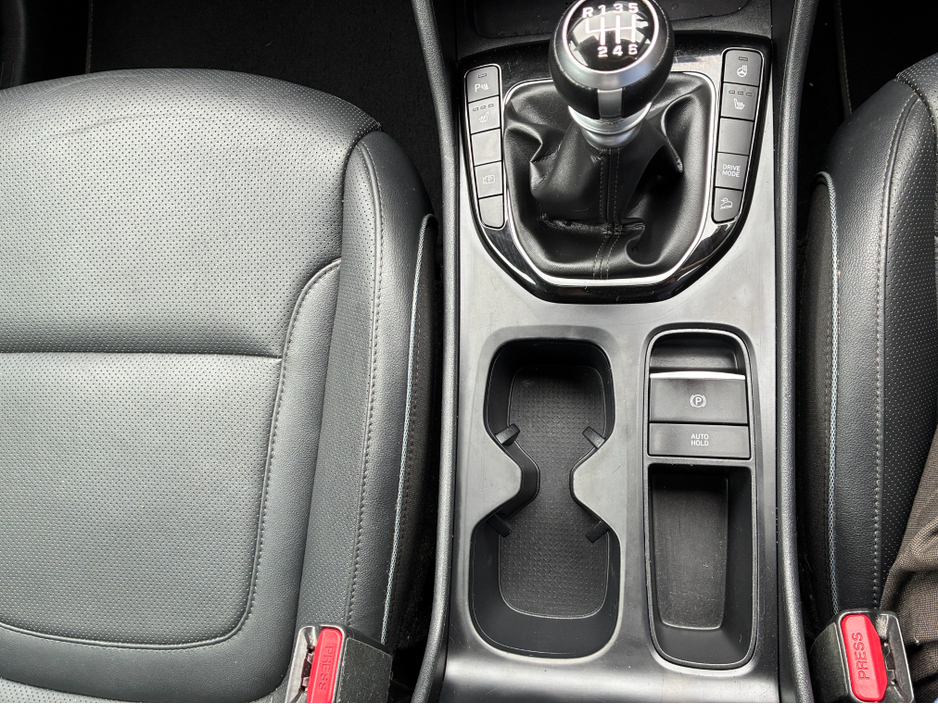 2022 Hyundai Tucson 1.6L Diesel For Sale Images