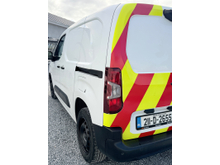 2021 Peugeot Partner 1.5L Diesel For Sale Images