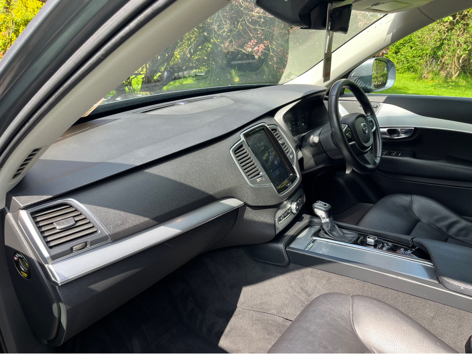 2018 Volvo XC90 2L Diesel For Sale Images